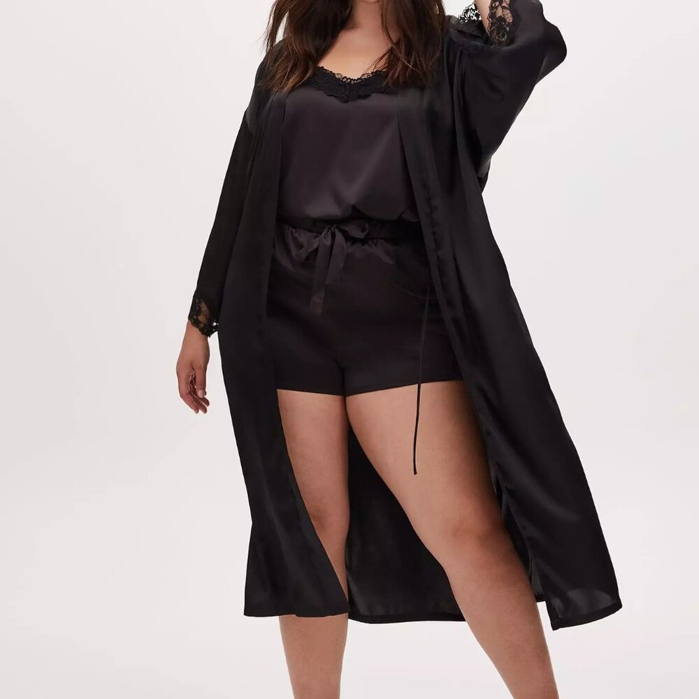 Torrid Satin Long Lingerie Robe Size 3/4